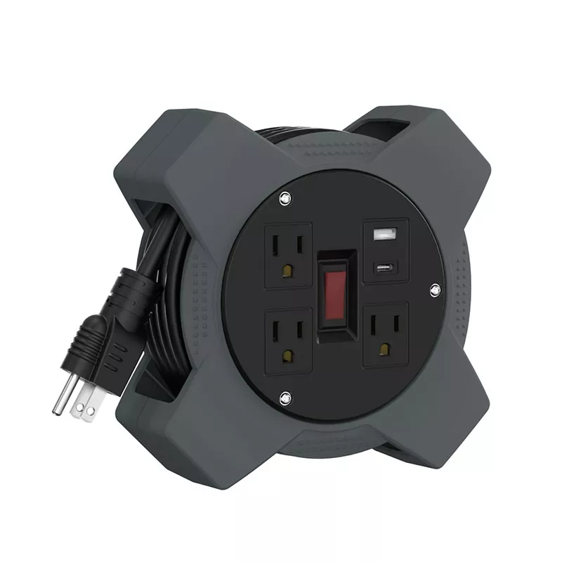 3 изхода USB пластмасова макара за кабел 20 фута 3 изхода USB пластмасова макара за кабел 20 фута